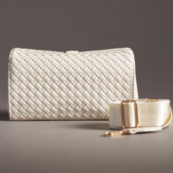 Woven Divided Shoulder Bag - NWT - Picture 2 of 6